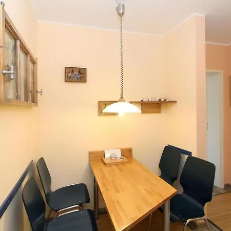 Apartment F-1099 Ferienwohnung Iris Fewo 01 Balkon Binz