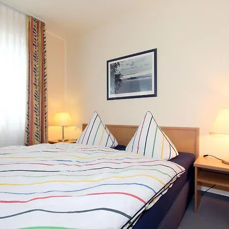 Apartment F-1099 Ferienwohnung Iris Fewo 01 Balkon Binz
